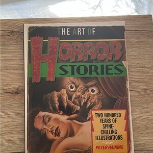 The Art of Horror Stories Book - Multicolor